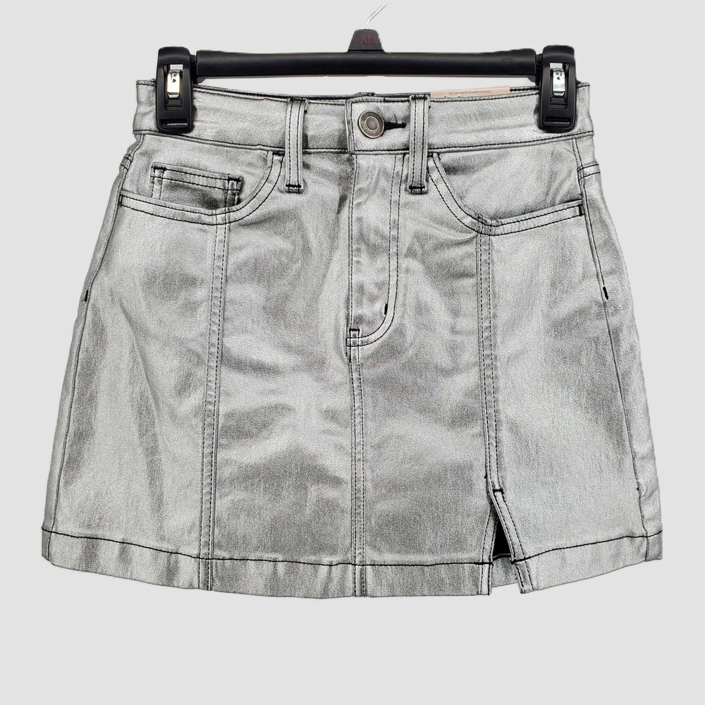 SO Juniors Size 0 24W High Rise Mini Skirt Silver Metallic Coated JG43Y016RN New